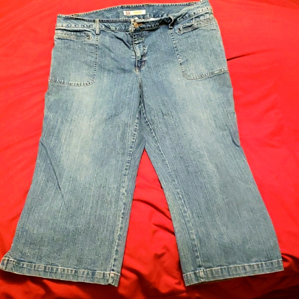 Jean capris!